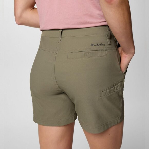NWT Womens Columbia Size 2 Color Stone Green Hiking Walking Shorts - Picture 2 of 7